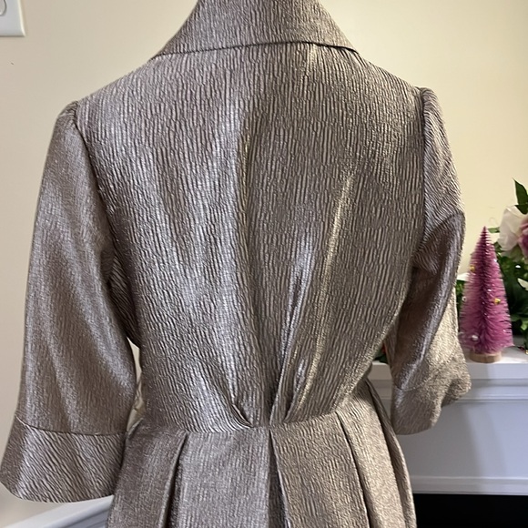 DONNA RICCO Collection Gold Metallic Textured Rhinestone Button Dress NWOT - Picture 10 of 14
